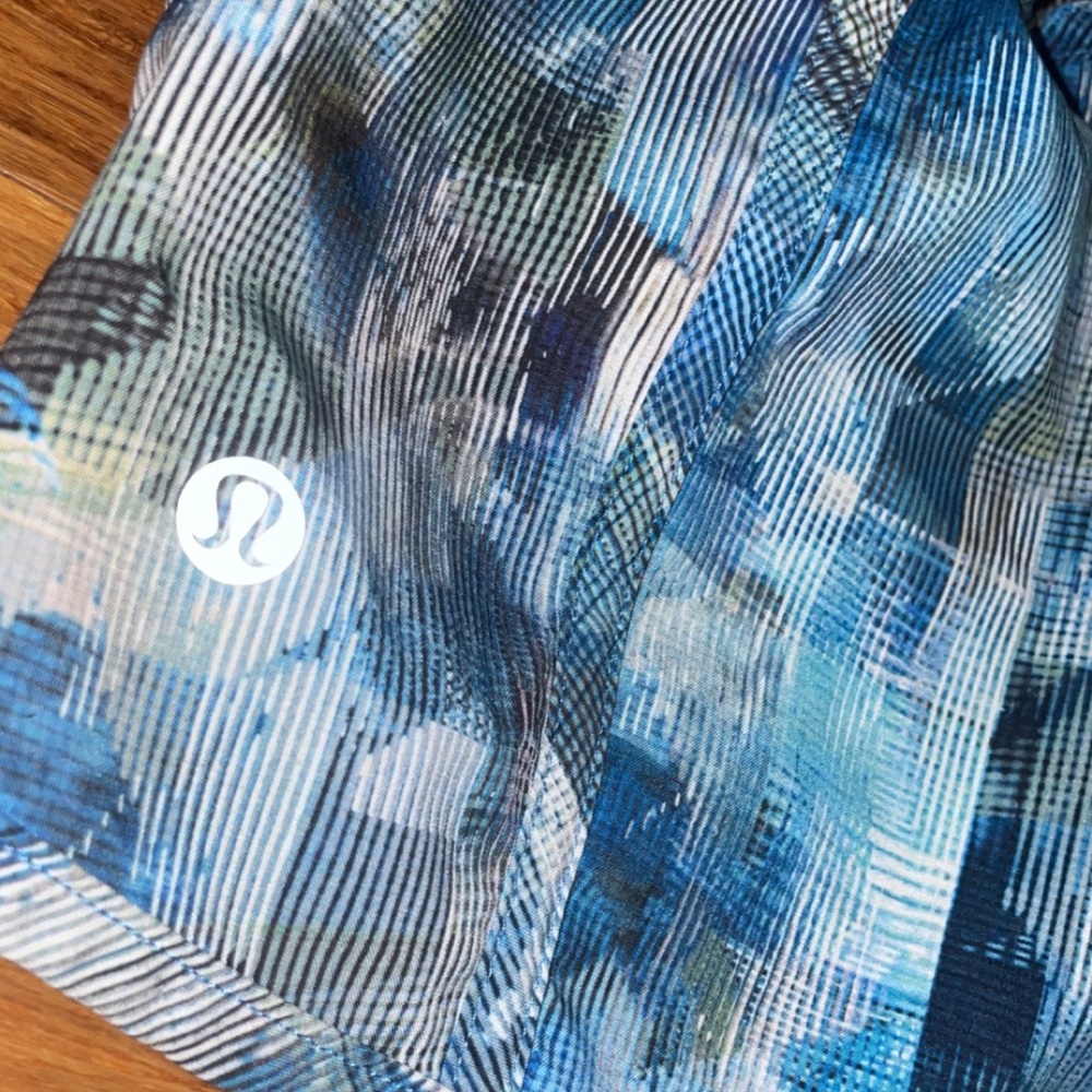 Lululemon Track That Shorts Size 4 3”